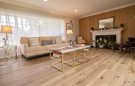 Spacious and comfortable living room interior at Trinity Hills Estates, a senior living community in Arcadia, California